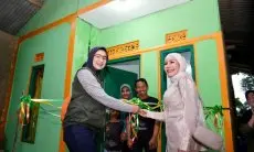 Sempat Viral Hidup dengan Kambing, Istana Kecil Keluarga Sukiman Kini Berdiri Kokoh usai Diresmikan Sonya Fatmala