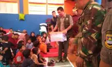 Temui Warga Pengungsi Tanah Longsor di Cipongkor, Kepala BNPB Sebut Pemerintah Bakal Ganti 30 Rumah Warga yang Hancur