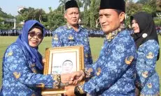 Camat Cibinong Acep Sajidin  'Melepas' Koleganya yang Pensiun