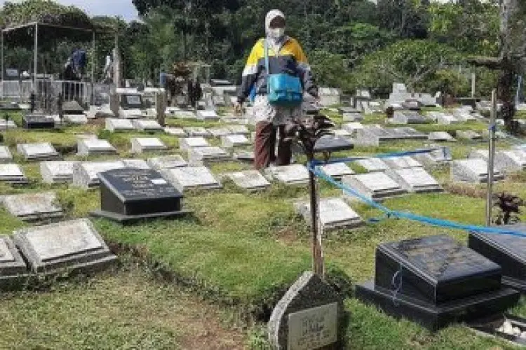 Retribusi TPU Dihapuskan Tahun 2024, UPTD Pemakaman Kota Cimahi: Makam yang Sudah Lama Bakal Ditumpangtindih 