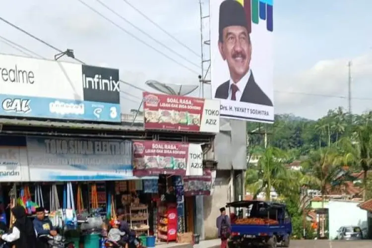 Billboard Yayat T Soemitra Bermunculan, Maju jadi Bupati Bandung Barat?