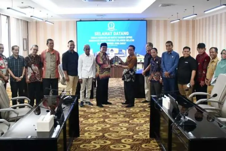 Kabupaten Barru Sulsel Berencana Tiru Perda Fasilitasi Pesantren Pemprov Jabar
