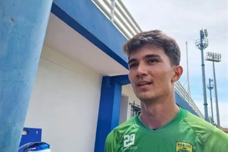 Kevin Ray Mendoza Tinggalkan Persib Bandung