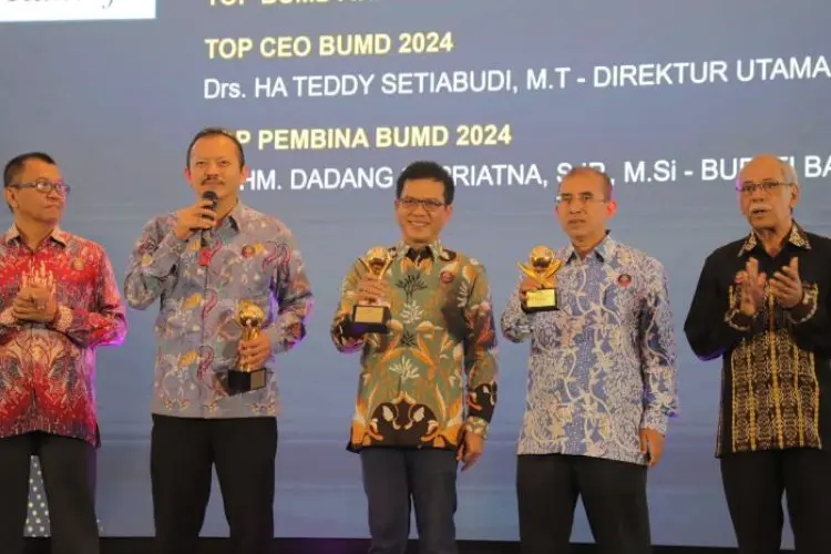 Perumda Air Minum Tirta Raharja raih TOP BUMD AWARD 2024