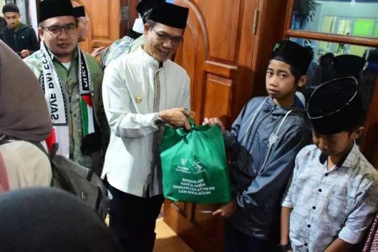 Dadang Supriatna: Memuliakan Guru Ngaji Banyak Manfaatnya