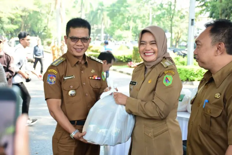 Tekan Harga Sembako Melonjak, Pemkab Bandung Gelar Bazar Ramadan