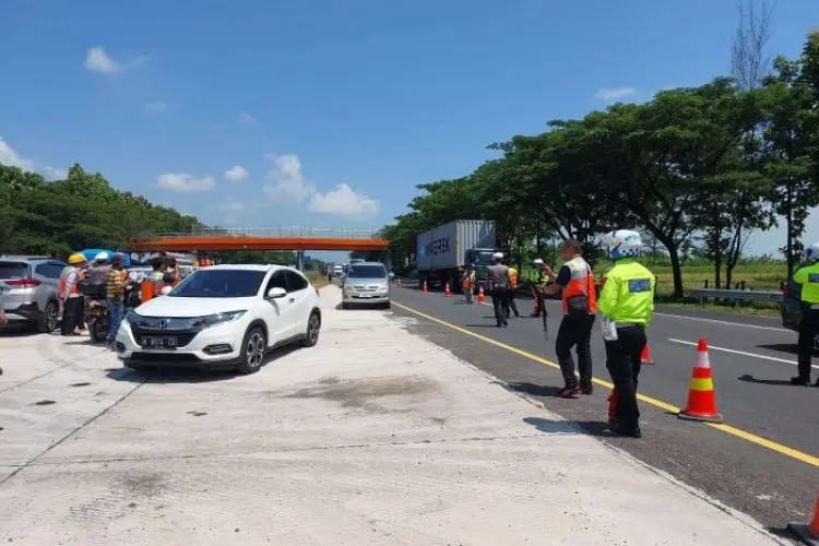 Polda Jabar Siapkan Opsi Contraflow Antisipasi Macet di KM 152 Tol Cipali