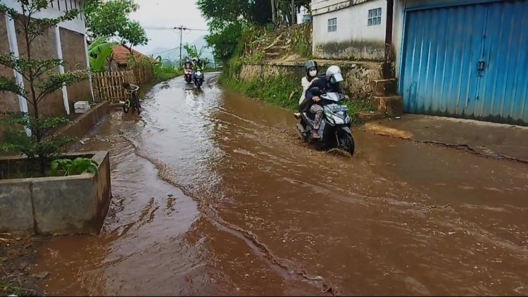 Imbas Banjir Cirebon Timur, Enam Ruas Jalan Rusak Parah
