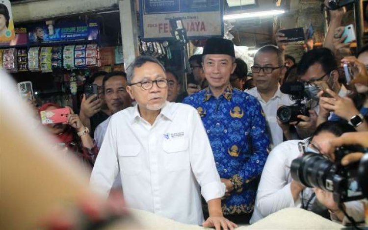 Zulkifli Hasan Kunjungi Pasar Kebon Kembang, Gembira Harga Beras Mulai Turun di Kota Bogor