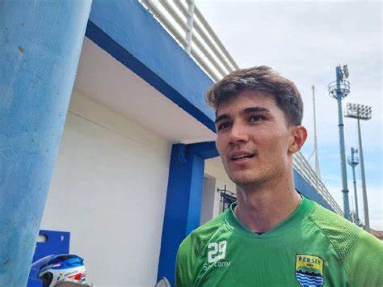 Kevin Ray Mendoza Tinggalkan Persib Bandung