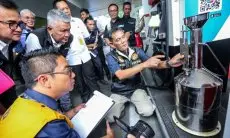Pastikan Konsumen Memperoleh Haknya, Pemkot Bandung Periksa Tera SPBU di Jalur Mudik