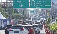 Segini Jumlah Kenaikan Arus Lalu Lintas Kendaraan di Kawasan Puncak