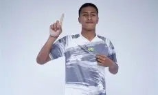 Ini Makanan Favorit Lebaran Kiper Muda Persib Bandung