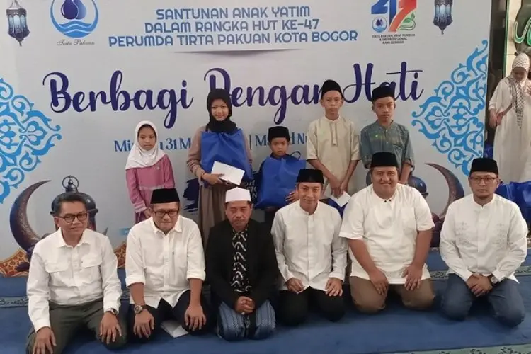 Rayakan HUT ke-47, Perumda Tirta Pakuan Santuni Ratusan Anak Yatim dan Duafa Sekitar Sumber Air