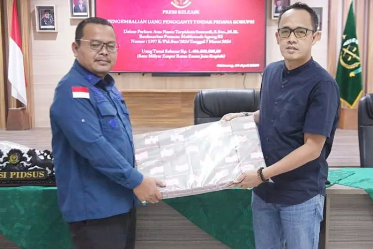 Kejari Setor Rp 1,4 Miliar ke Kas Daerah Kabupaten Bogor, Hasil Pengembalikan Kerugian Negara Koruptor Sumardi