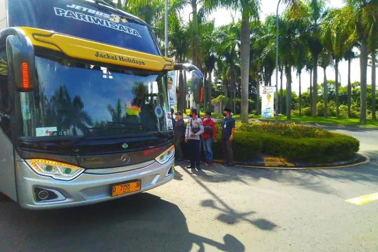 Ancam Keselamatan Pengendara Lain, Dishub Cimahi Larang Bus Nyalakan Klakson Basuri saat Arus Mudik