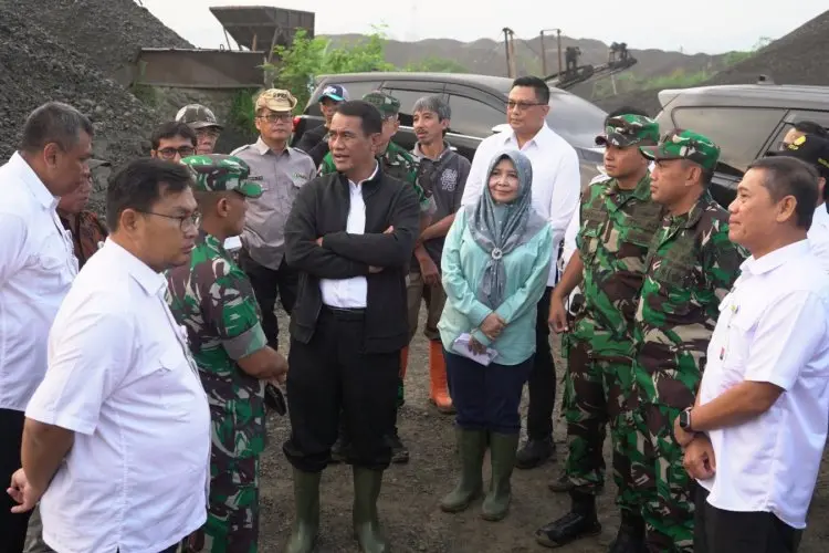 Mentan Puji Pompanisasi di Sumedang dan Minta Jadi Contoh