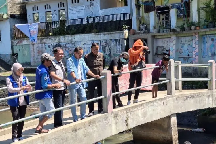 Bima : Perbaikan Pintu Bendung Katulampa, Gunakan Bambu Berukuran Besar