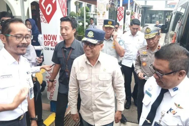 Menhhub Sebut Contraflow Sangat Dibutuhkan Selama Arus Mudik