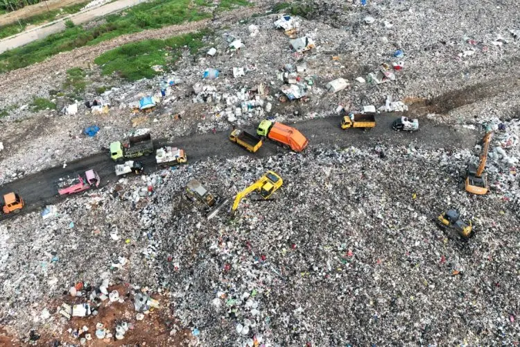 Sampah Bandung Raya di TPK Sarimukti Terkelola Baik Selama Ramadan