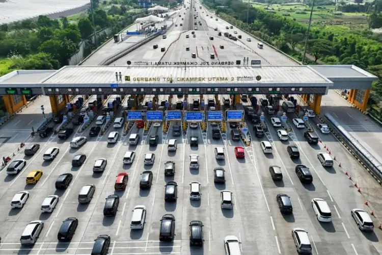 Imbas One Way, Kendaraan Menuju Cirebon Dialihkan ke Pantura