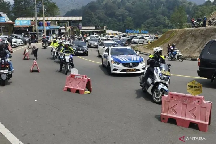 Arus Balik, Polisi Terapkan Satu Arah dari Puncak ke Jakarta