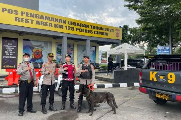 Amankan Puncak Arus Balik, Polres Cimahi Terjunkan K-9 di Rest Area KM 125
