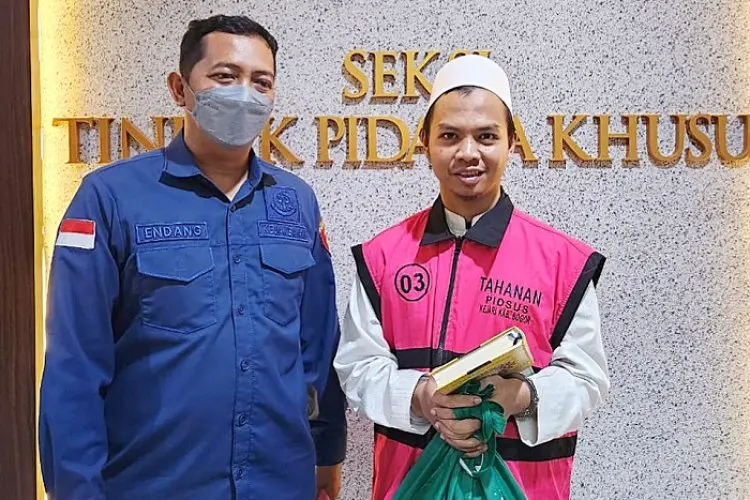 Palsukan Pita Cukai Rokok, Muhamad Asari Terancam 8 Tahun Penjara
