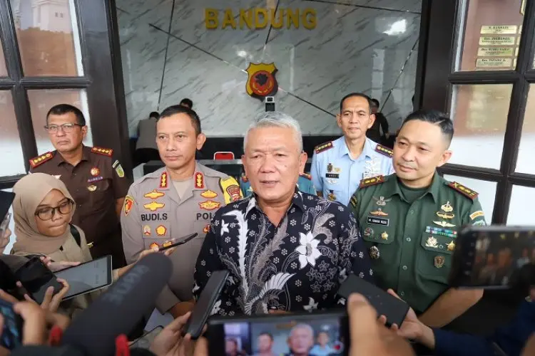 Pj Wali Kota Bandung Tegaskan akan Tertibkan Parkir Liar