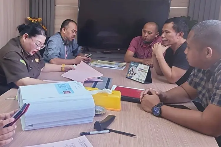 Kades Cidokom Tatang Akhirnya Ditahan di Lapas Pondok Rajeg Cibinong