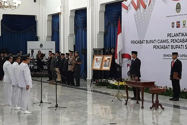 Lantik 3 Pj Kepala Daerah, Bey Machmudin Minta Jaga Integritas