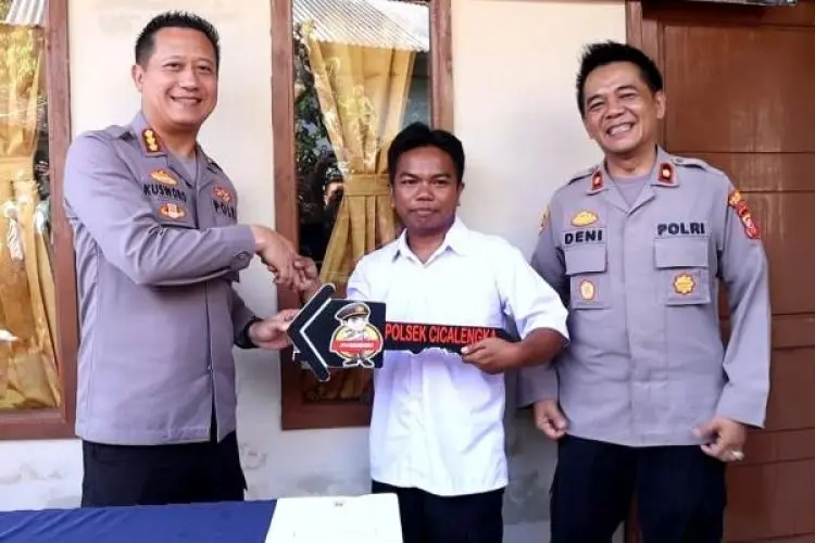 Tatang Rusmana Terharu Rumahnya Kini jadi Bagus Usai Diperbaiki Polresta Bandung