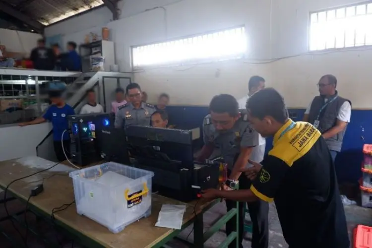 Bio Farma Berikan Bantuan Mesin untuk Lapas Jelekong dan Sukamiskin Bandung