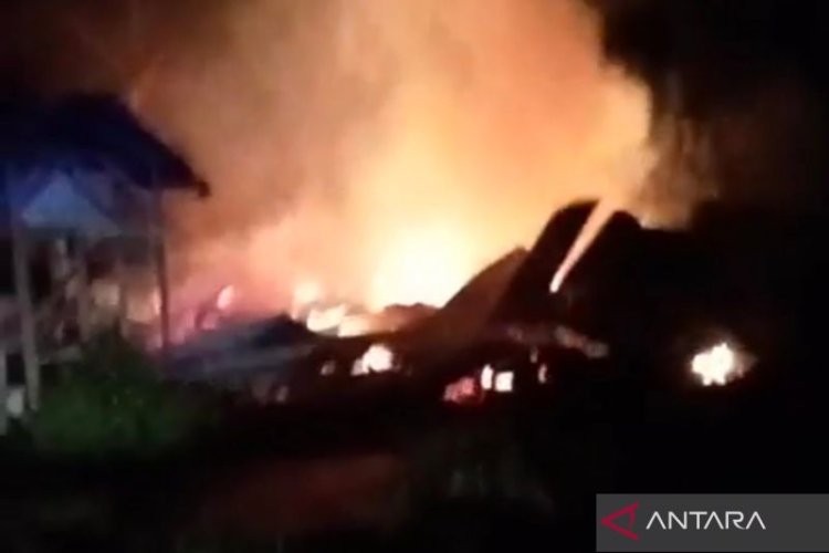 Ditinggal Mudik, Satu Rumah di Mukomuko Terbakar