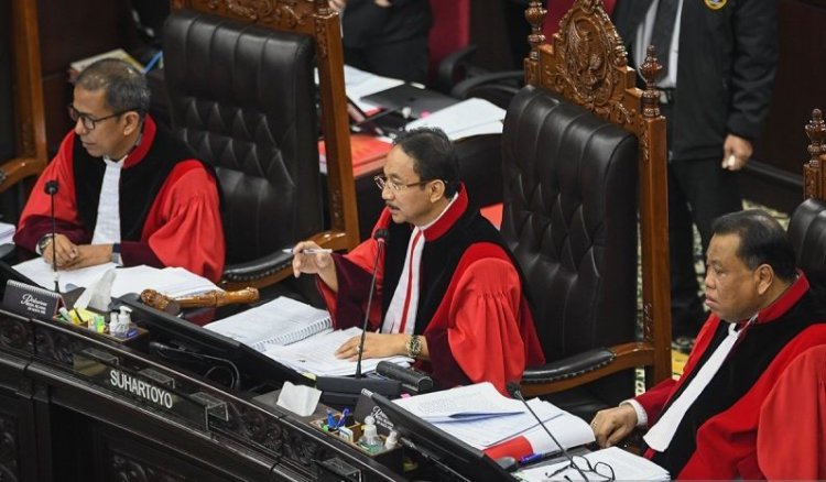 Sengketa Pilpres 2024, MK Tolak Seluruh Permohonan Anies Baswedan-Muhaimin Iskandar