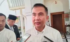 Bey Machmudin Upayakan Siswa Kurang Mampu di Sekolah Swasta Ditanggung Pemerintah