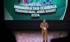 Buka Festival Permainan dan Olahraga Tradisional Jabar 2024, Herman: Asah Intuisi Anak