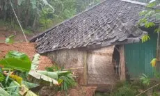 Dampak Longsor di Gununghalu KBB, Puluhan Kepala Keluarga Terpaksa Diungsikan 