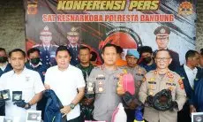 Polisi Ungkap Home Industri Tembakau Sintetis di Nagreg Bandung