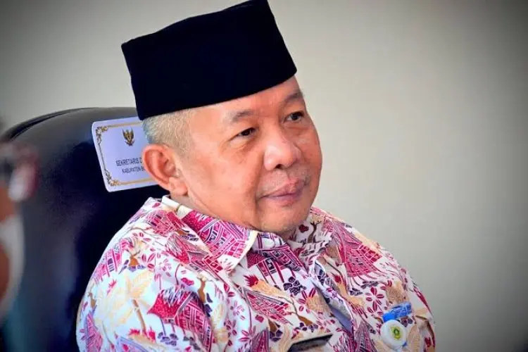 Burhanudin Pensiun, Asmawa Tosepu Diharapkan Cukup Melantik Plt Sekda