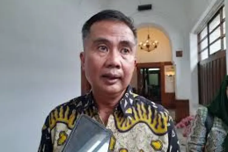 Bey Machmudin Bakal Panggil Bupati dan Sekda Cianjur untuk Islahkan Perseteruan Keduanya