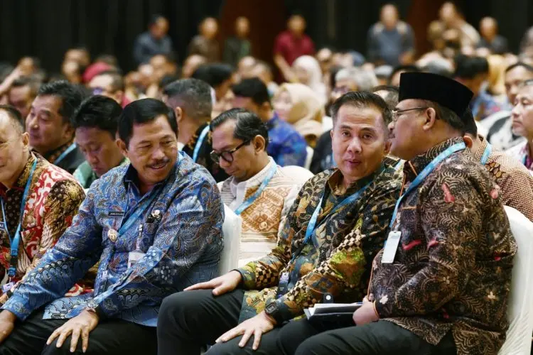 Jawa Barat Terbaik Pertama Pembangunan Daerah 