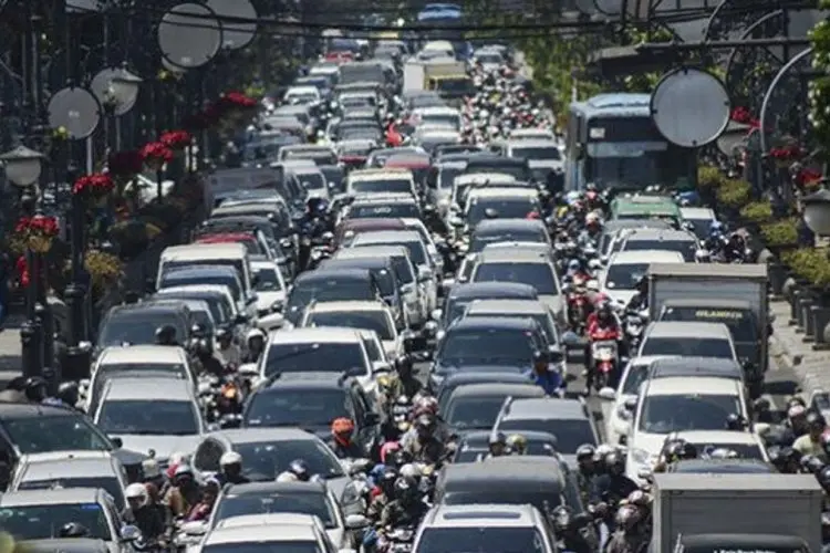 Rekayasa Lalu Lintas di Jalur Gentong Sukses Urai Kemacetan, Arus Mudik di Tasikmalaya Berangsur Lancar