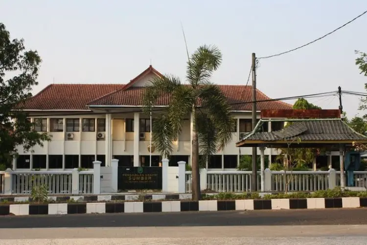 Pengacara Heran dengan Fasilitas PN Sumber, Tak Ada Anggaran Buat Perkara Warga Tak Mampu