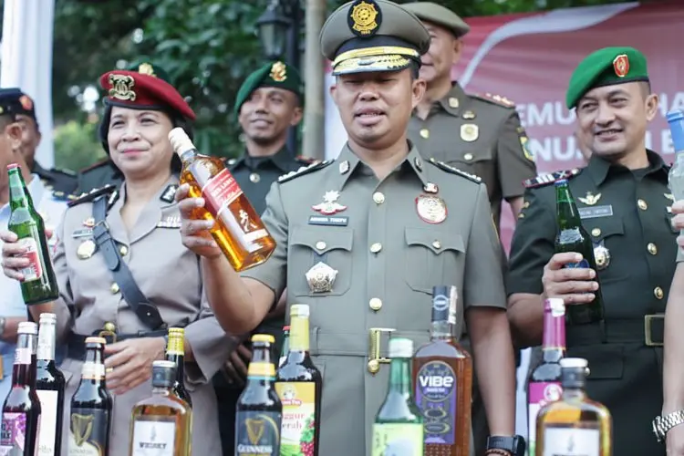 Asmawa Tosepu Berharap Satpol PP Semakin Giat Melakukan Penertiban dan Penegakan Perda