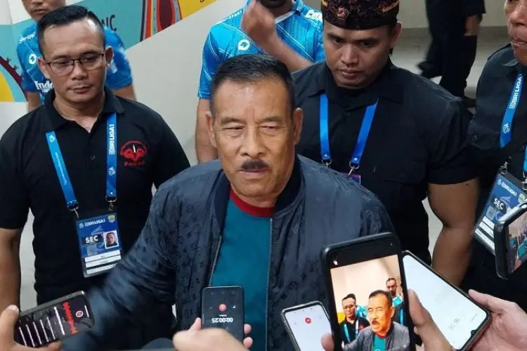 Persib Menang, Umuh Muchtar Girang