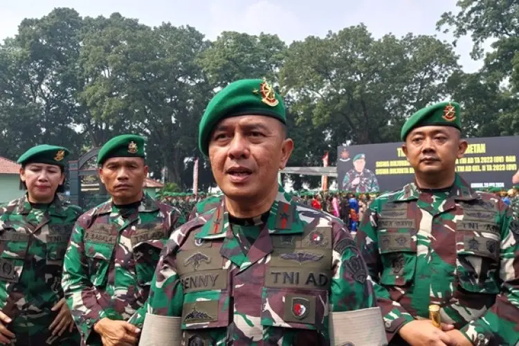 Danpusdikbekang Brigjen TNI Benny Mutiha Tampubolon Terkesima dengan Penampilan Atlet Taekwondo dari Kesatuan Bekang