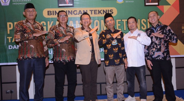 Kepala Desa dan BPD di Kabupaten Bekasi Kunjungi Desa Terkaya di Indonesia