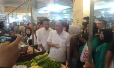 Sambangi Pasar Tagog Padalarang, Mendag Zulkifli Hasan Pastikan Pasokan dan Harga Kepokmas Jelang Iduladha Aman