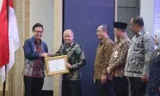 Kota Bandung Raih Penghargaan Tertinggi Kawasan Tanpa Rokok Pastika Parama